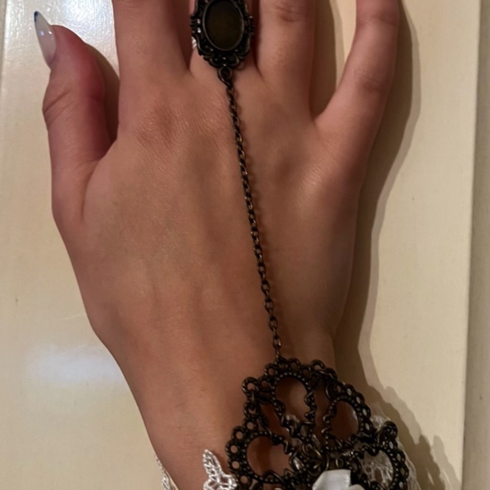 Victorian Style Costume Accessories